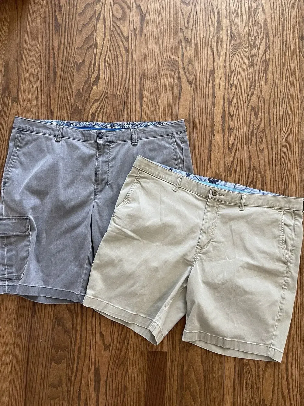 Lot of 2 Tommy Bahama Shorts Mens 42 Gray Khaki Chino Flat Front Stretch Casual